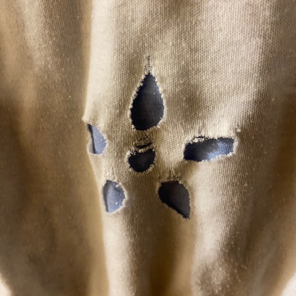 1980’s crop top white & blue with cut out pattern size medium - Picture 4 of 5